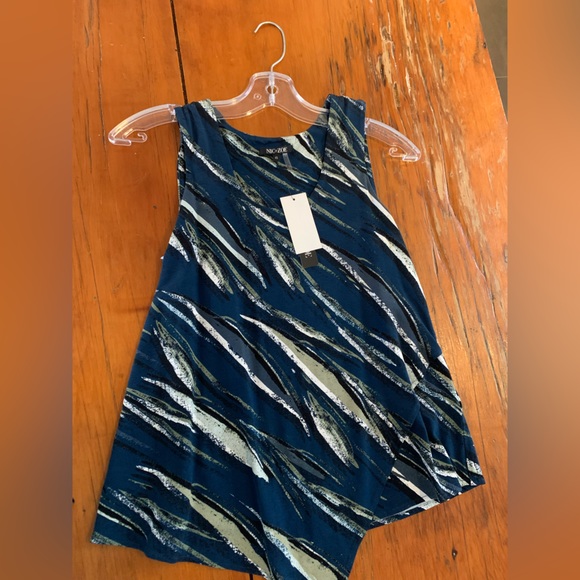 Brand new gorgeous, sleeveless multicoloured top - Picture 4 of 4